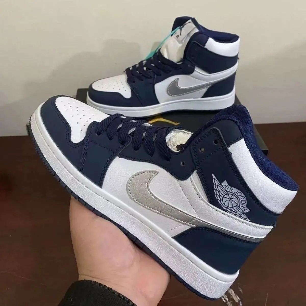 AJ1 High Top Shadow Gray