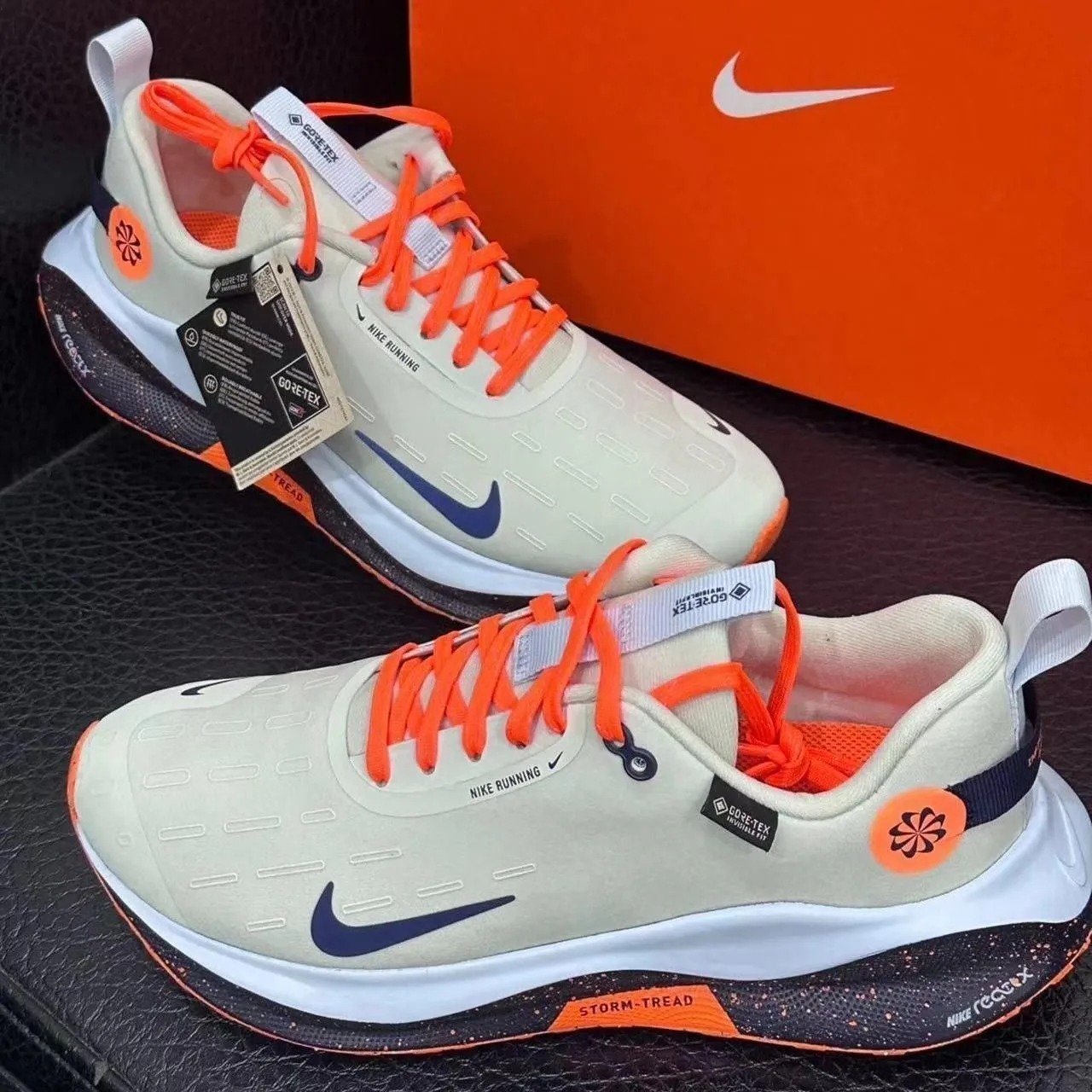 Breathable Infinity Run4 running shoes, shock-absorbing, unisex, waterproof